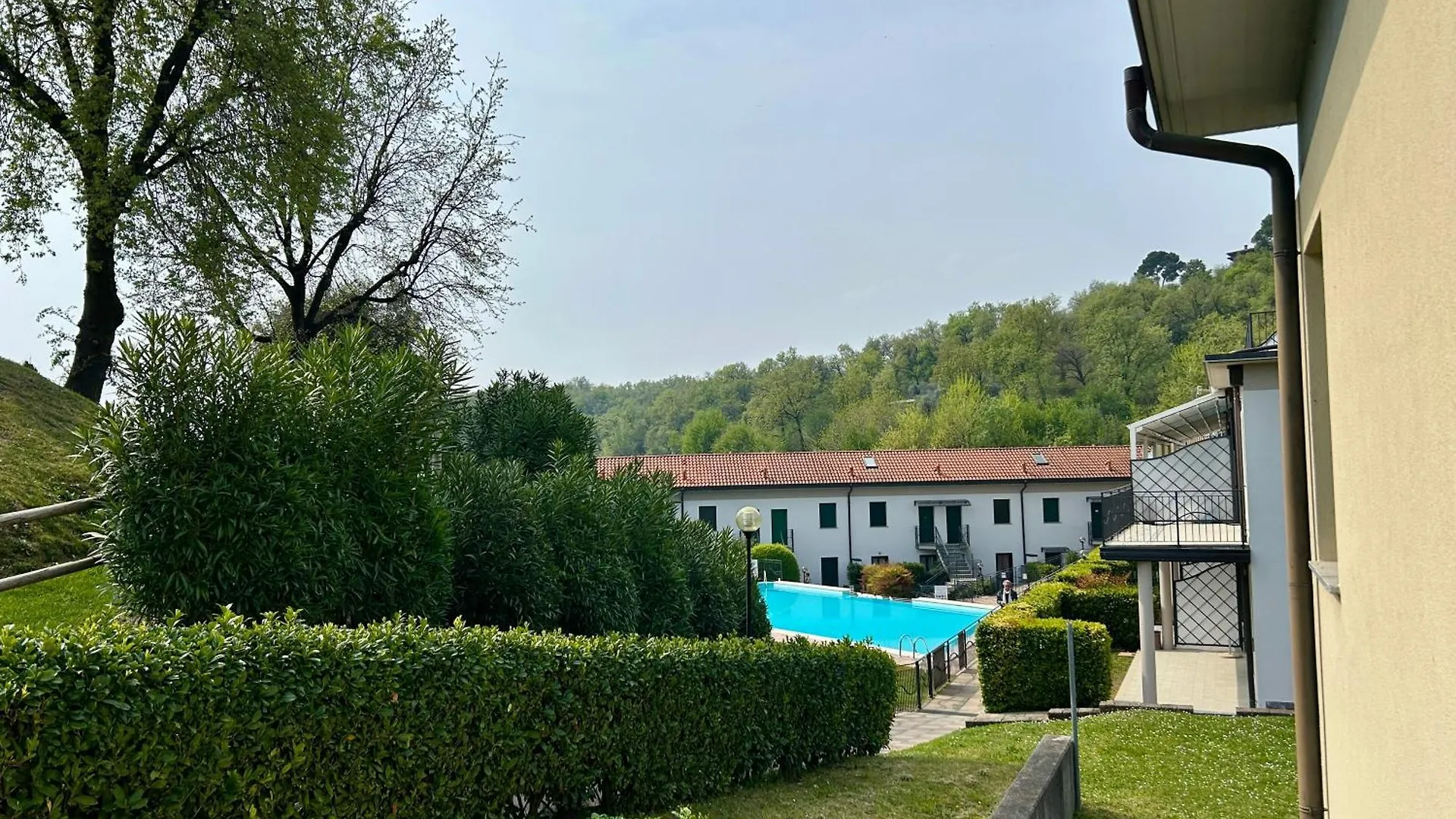 马内尔巴Le Terrazze Del Garda - Immobili E Soluzioni Rent公寓式酒店 公寓式酒店 拉法