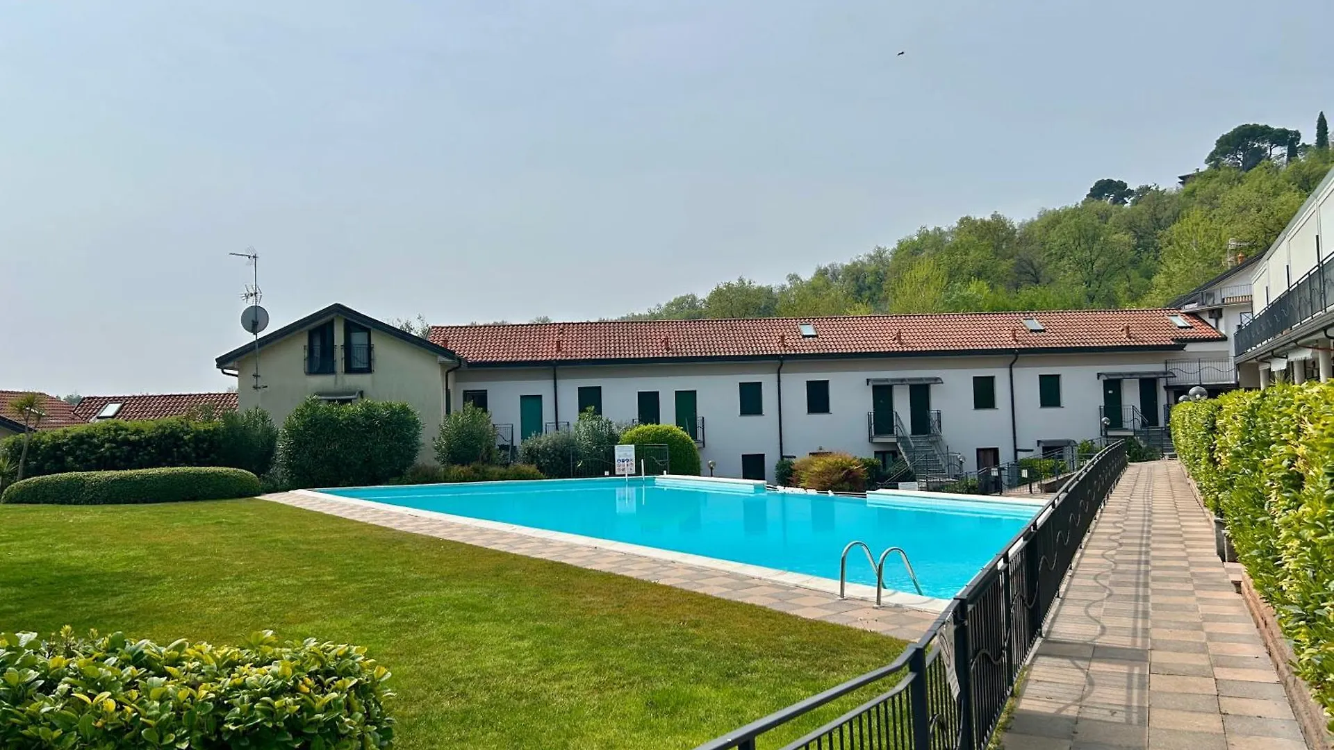 ホテル Le Terrazze del Garda - Immobili e Soluzioni Rent Raffa