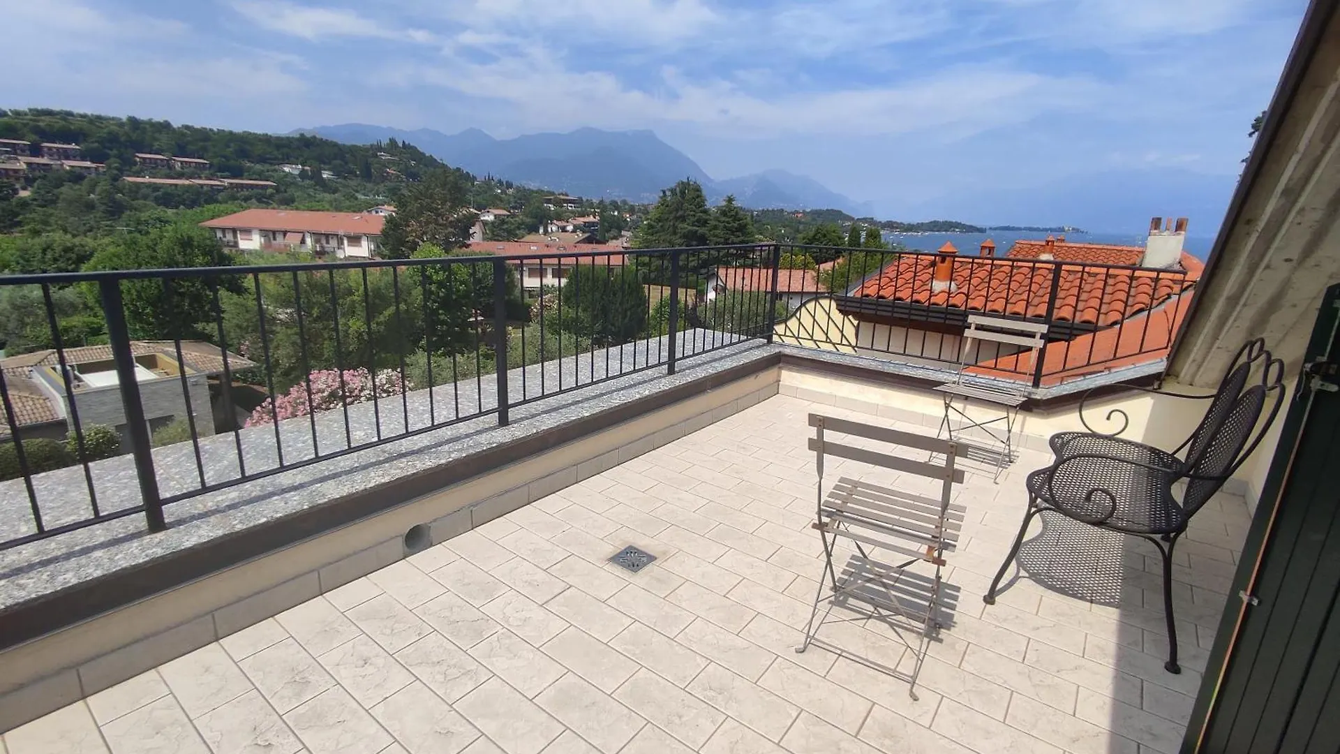 Aparthotel Le Terrazze Del Garda - Immobili E Soluzioni Rent Manerba del Garda