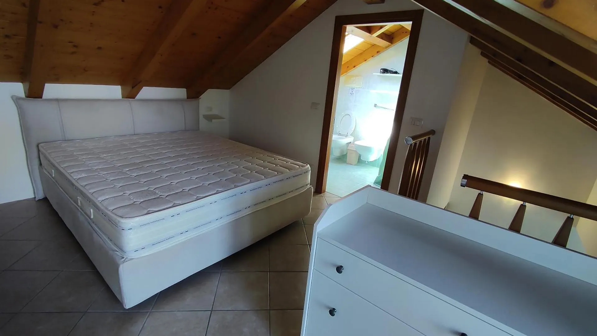 アパートホテル ホテル Le Terrazze del Garda - Immobili e Soluzioni Rent Raffa