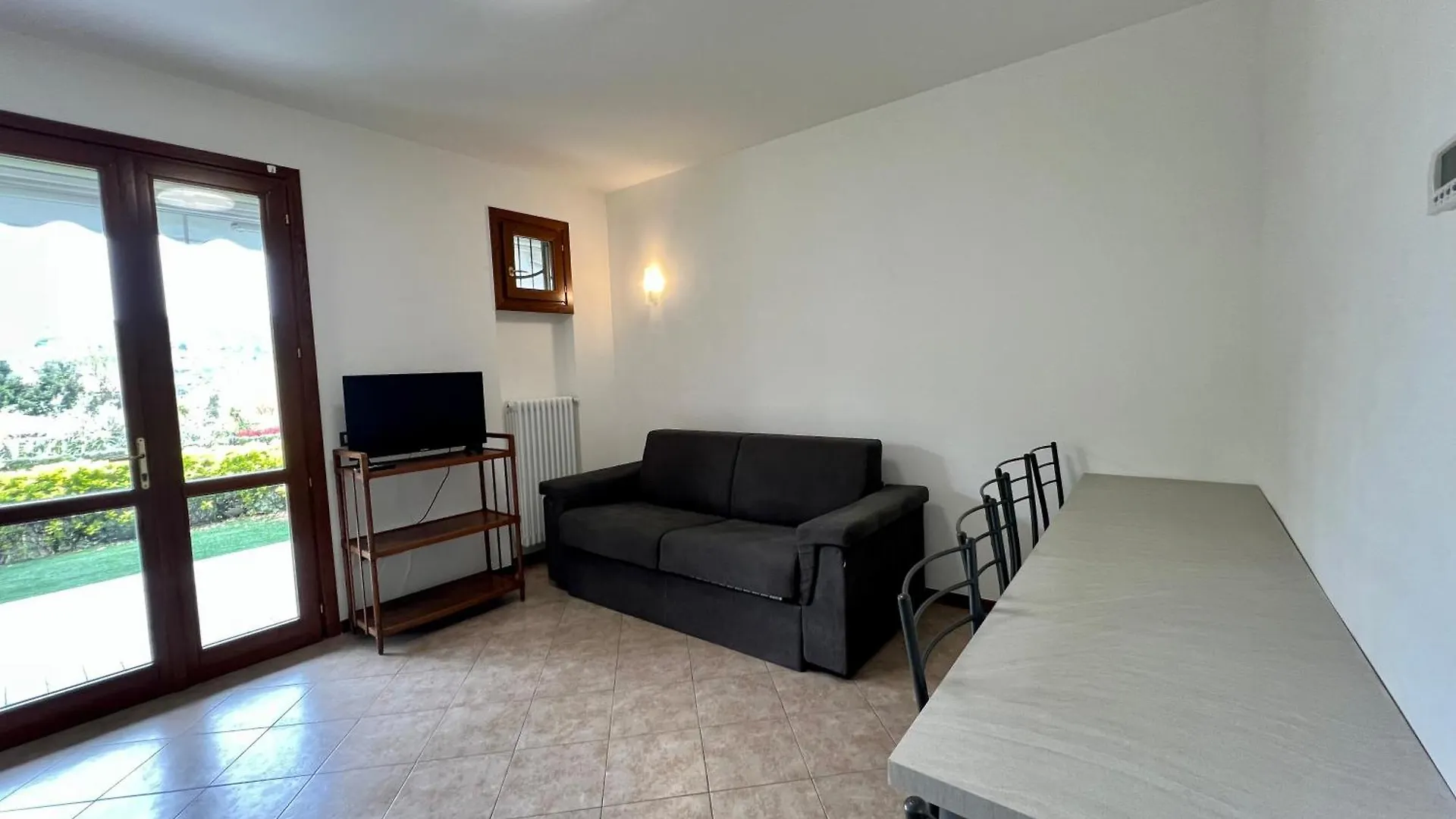 アパートホテル ホテル Le Terrazze del Garda - Immobili e Soluzioni Rent Raffa イタリア